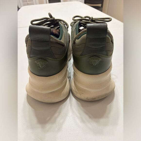 Versace Chain Reaction
Size: Men's / US 10 / EU 43 - Picture 7 of 12